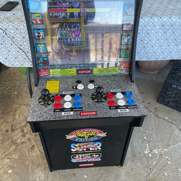 Capcom Arcade game Street fighter tail champion edition two player game - Picture 5 of 6